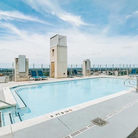 Frontdesk Skyhouse Apts Uptown Charlotte, NC Appartement Buitenkant foto
