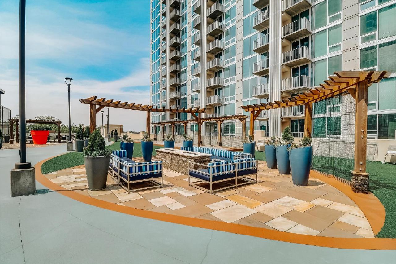Frontdesk Skyhouse Apts Uptown Charlotte, NC Appartement Buitenkant foto