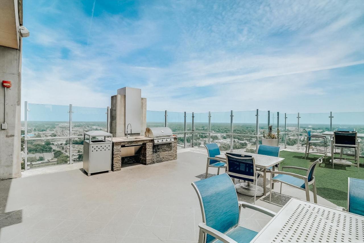 Frontdesk Skyhouse Apts Uptown Charlotte, NC Appartement Buitenkant foto